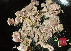 牛肉炒咸菜的做法图解5