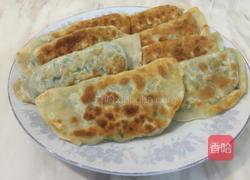 东北三鲜韭菜盒子的做法图解5