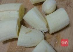 香酥炸香蕉的做法图解1