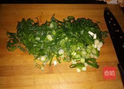 超嫩葱花鸡蛋的做法图解1