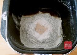 啤酒黑麦小欧包的做法图解2