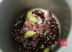 小红豆薏米莲藕汤的做法图解3