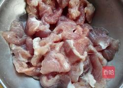 山药木耳炒肉的做法图解2