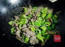 甜椒炒牛肉的做法图解10