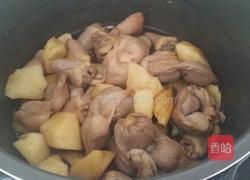 鸡胗土豆的做法图解1