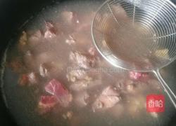 牛肉炖萝卜的做法图解2