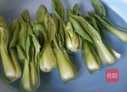 蟹棒油菜的做法图解1