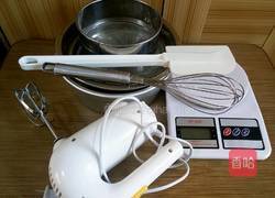 酸奶戚风蛋糕(八寸)的做法图解2