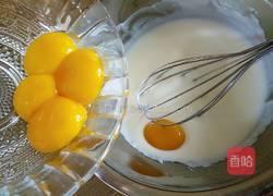 酸奶戚风蛋糕(八寸)的做法图解5