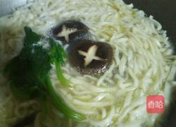 香菇鸡蛋面的做法图解7