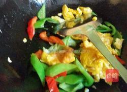 彩椒炒鸡蛋的做法图解8