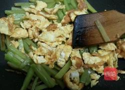 莴笋炒蛋的做法图解10