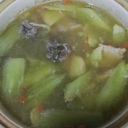 莴笋炖排骨的做法[图]