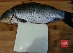 豆腐鲫鱼汤的做法图解1