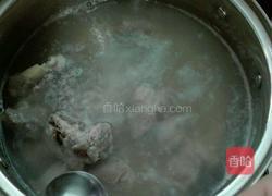 芥菜咸骨海鱼煲的做法图解2