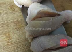 苗式鸡腿肉的做法图解1