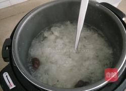 银耳红枣羹的做法图解5