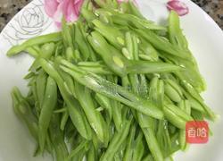 四季豆炒猪肉的做法图解2