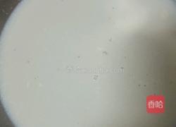 炸油条的做法图解1
