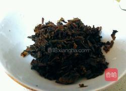 竹笋霉干菜炒香菇的做法图解3