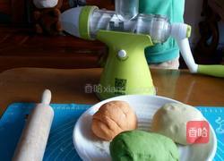 玫瑰花面包的做法图解3