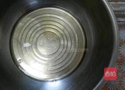 奶油黄桃蛋糕卷的做法图解7