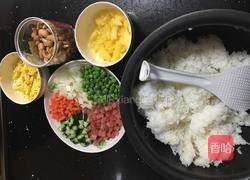 菠萝炒饭的做法图解3