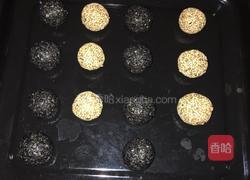 芝麻曲奇球的做法图解4