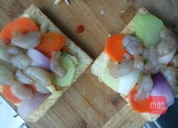 鲜虾土司披萨的做法图解7