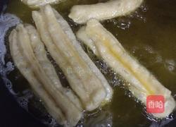 自炸油条的做法图解5