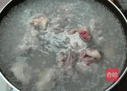 芡实薏米老鸭汤的做法图解4