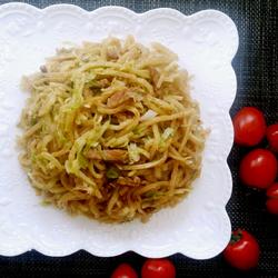 甘蓝焖饼的做法[图]