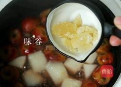 春季必备的雪梨山楂糖水的做法图解5