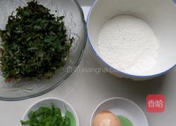 香椿鸡蛋饼的做法图解1