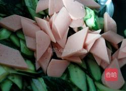 火腿肠炒黄瓜的做法图解5