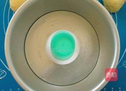 酸奶太阳花环面包的做法图解7