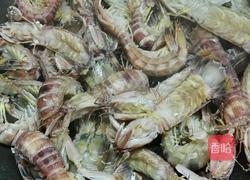 椒盐皮皮虾的做法图解2