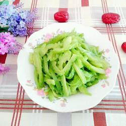 青椒炒苦瓜的做法[图]