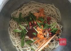 凉拌莜面的做法图解2