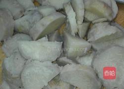 芋头萝卜炖墨鱼的做法图解4