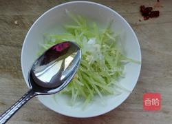 凉拌青笋丝的做法图解9