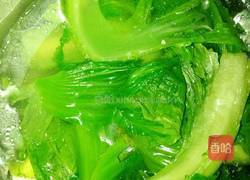 芥菜咸蛋肉片汤的做法图解3