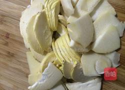 鲜笋烧肉的做法图解3