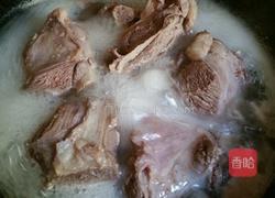 炖羊骨的做法图解1