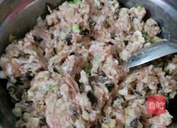 香菇猪肉饺的做法图解4