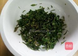 香椿炒蛋的做法图解2