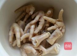 鸡爪花生红枣汤的做法图解7