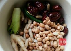 鸡爪花生红枣汤的做法图解8