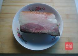 苕皮炒腊肉的做法图解1
