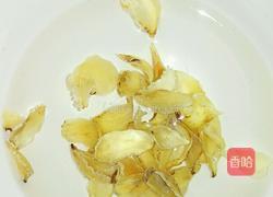 银耳百合红枣羹的做法图解2
